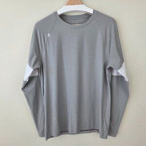 Rhone Long Sleeve Mens Tee Size M Gray White Performance Activewear Shirt
